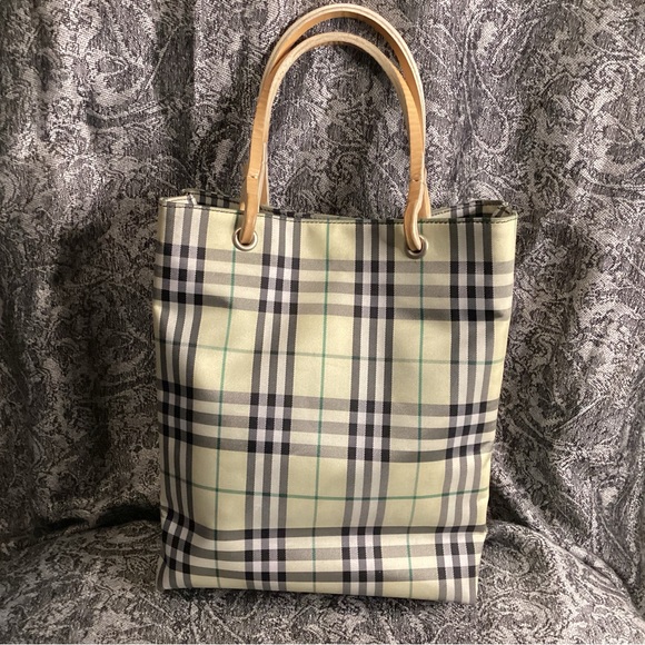 Burberry nova check mini tote in excellent condition - Picture 2 of 6